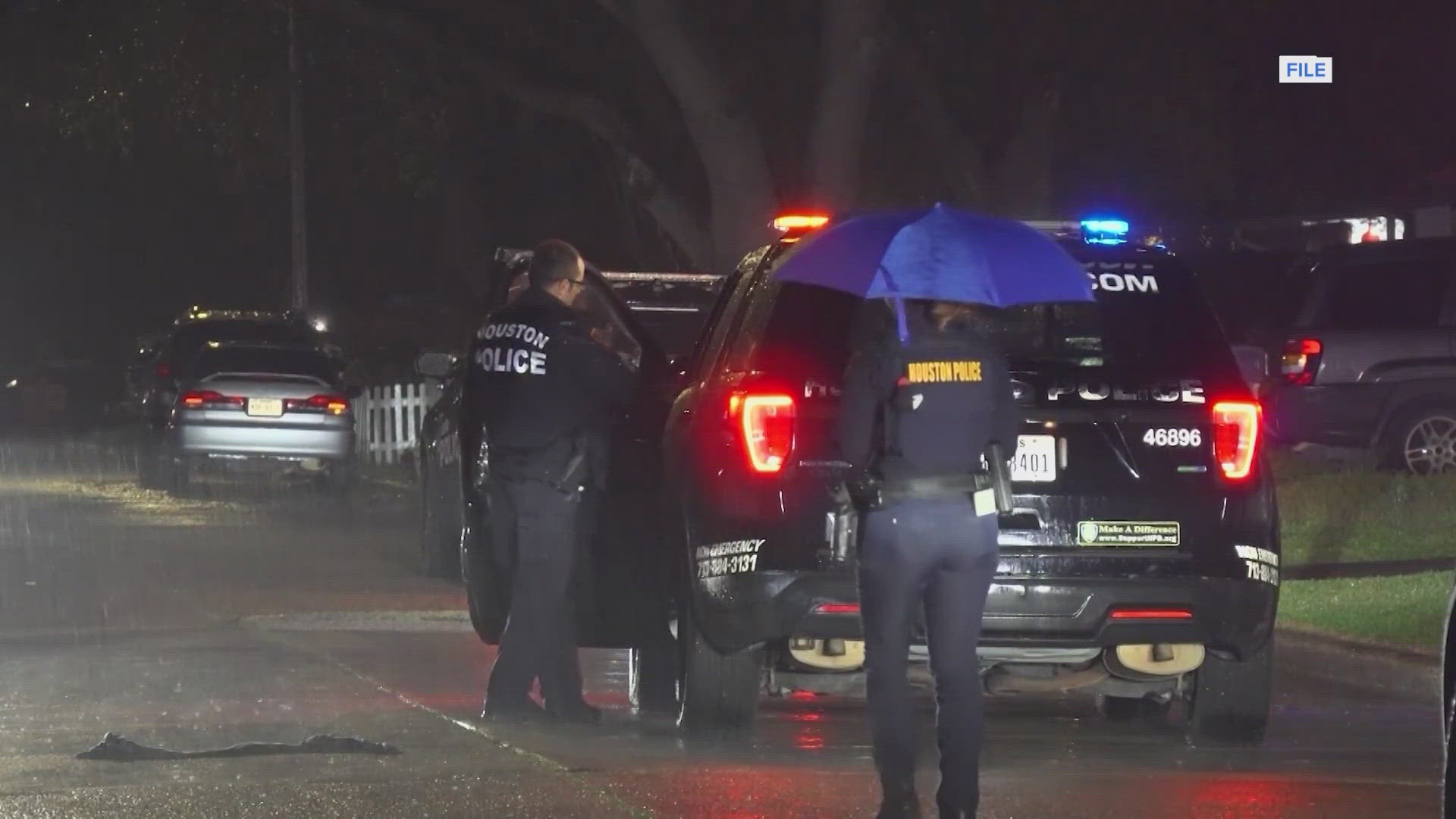 Police union slams new Houston ICE policy after council vote