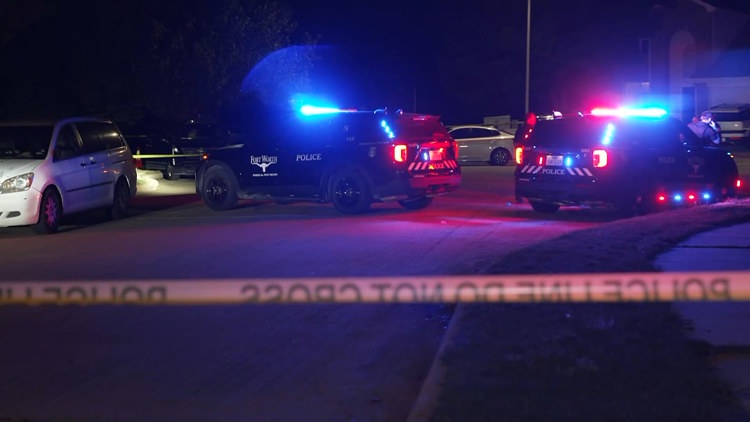 Fort Worth police investigating incident that left 3 injured in shooting