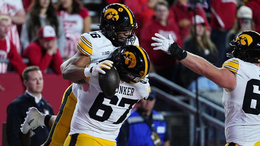Iowa Gennings Dunker’s 2026 NFL Draft Profile, Projection, Hawkeye Career