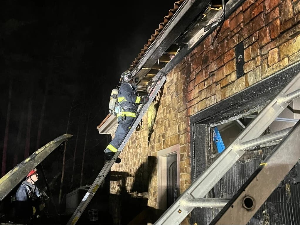 North Hampton Fire and Rescue responds after vehicle fire spreads to ...