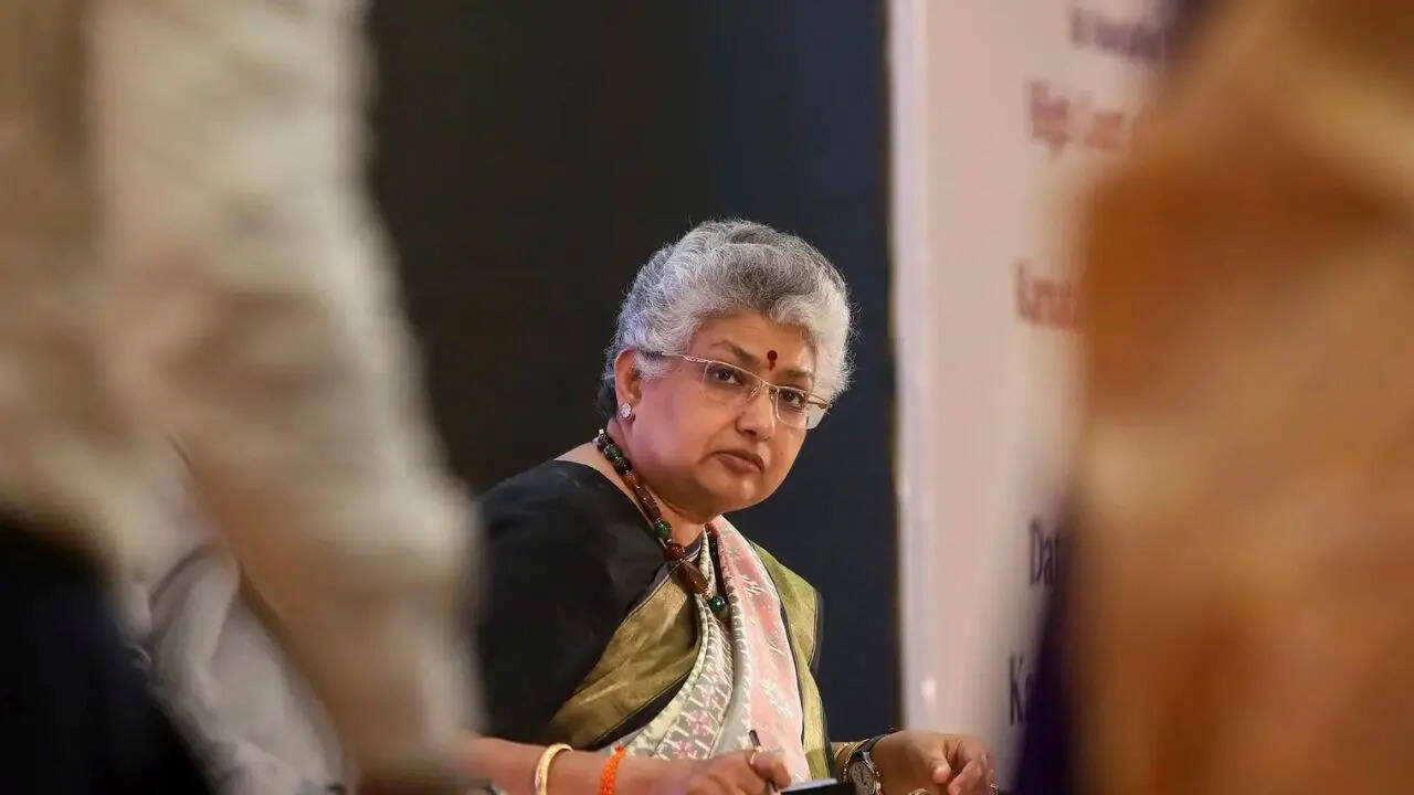 Supreme Court Justice BV Nagarathna backs experience, but can three ...