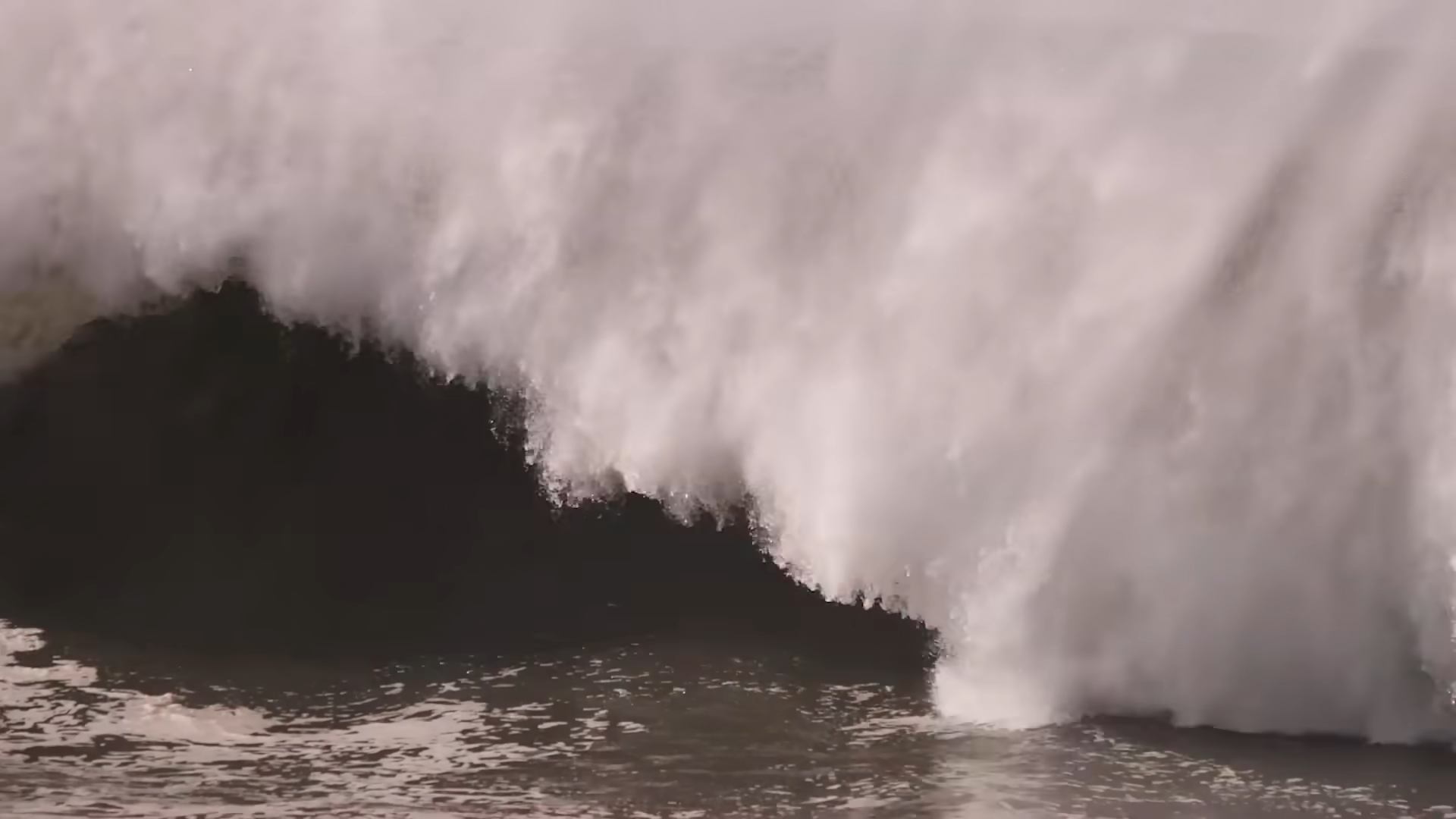 A 57-meter tsunami hit Japan after a mountain suddenly gave way<br>