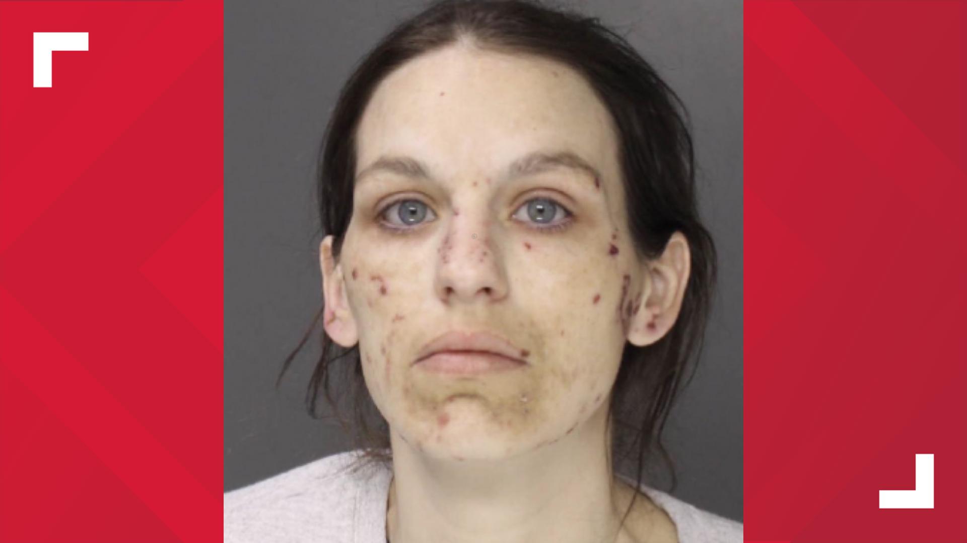 Franklin County woman charged with child endangerment after son dies