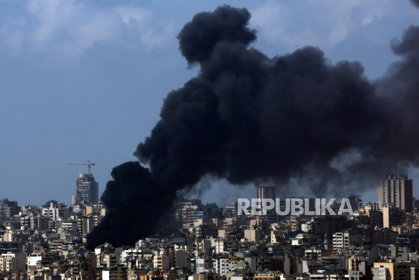 Detik-detik Kematian Amal Khalil Dibunuh Rudal Israel, 'Zeinab, Saya Terbakar'