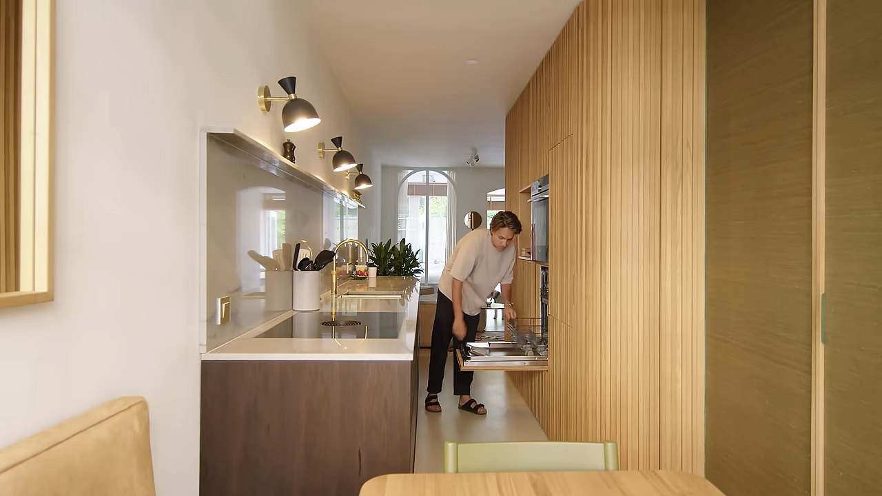 Watch how this small Amsterdam apartment hides a bathroom inside a ...