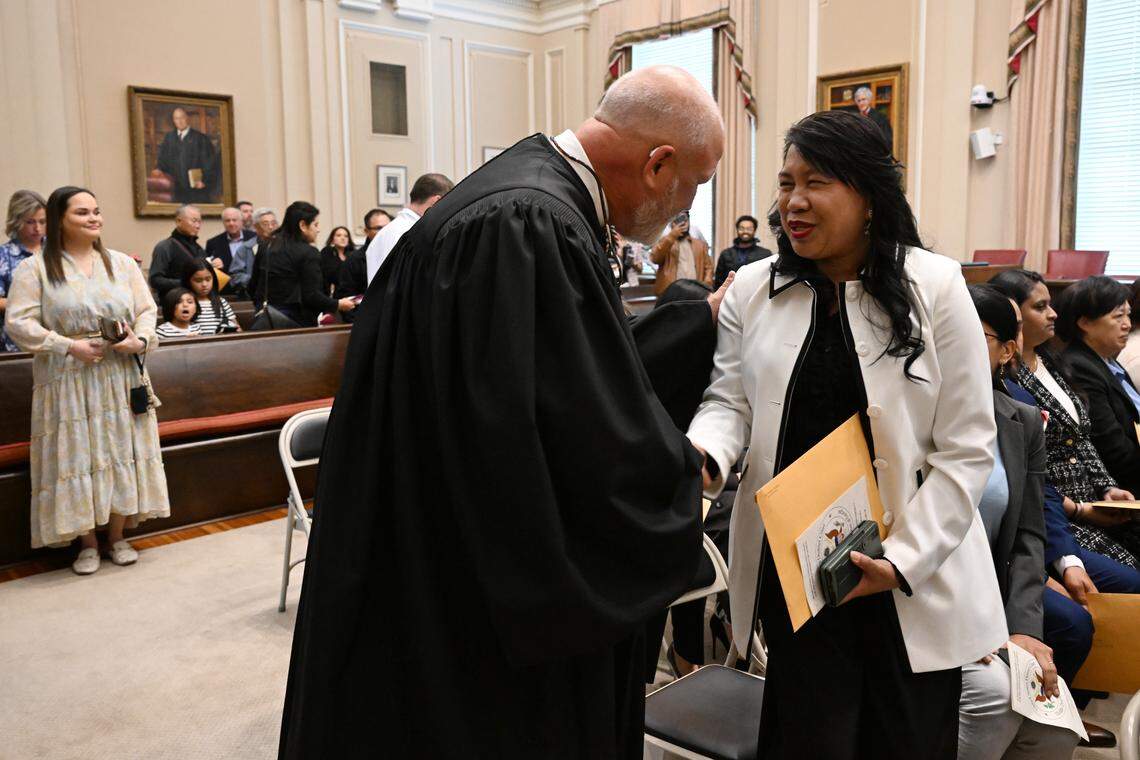 Macon federal judge welcomes new US citizens, speaks on 'basic rights'