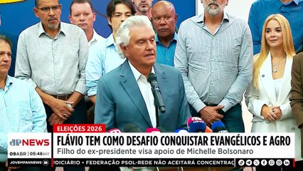 Flávio Bolsonaro mira evangélicos e apoio de Michelle; Acacio comenta