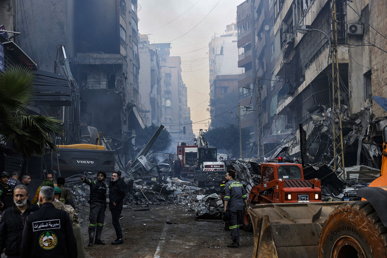 Israel kills hundreds in Lebanon amid ceasefire and man accused of Gilgo Beach murders pleads guilty: Morning rundown<br><br>