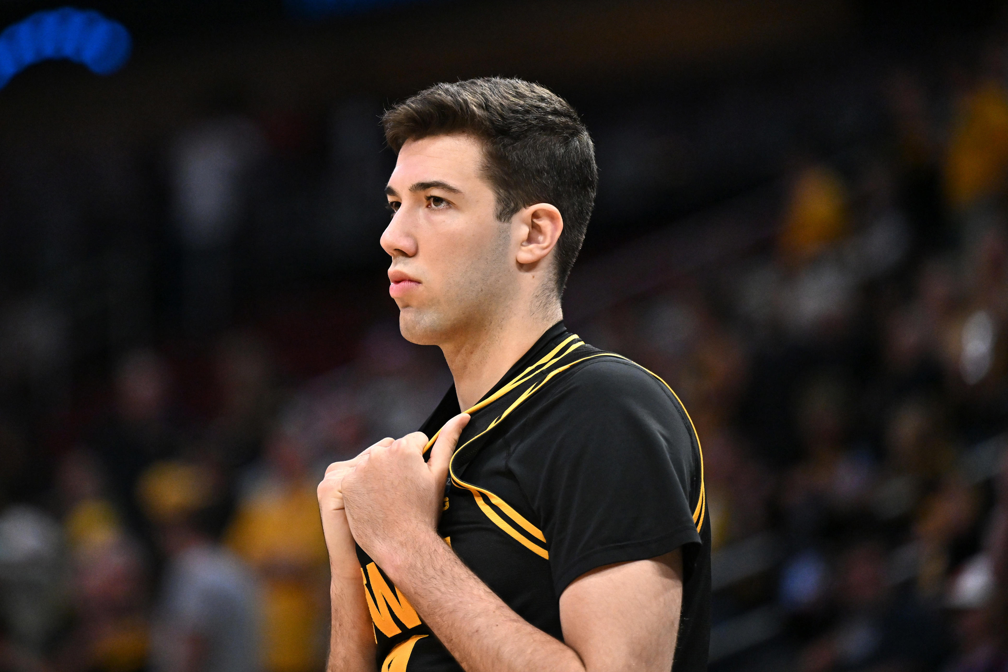 Iowa basketball forward reportedly mulling transfer portal entry