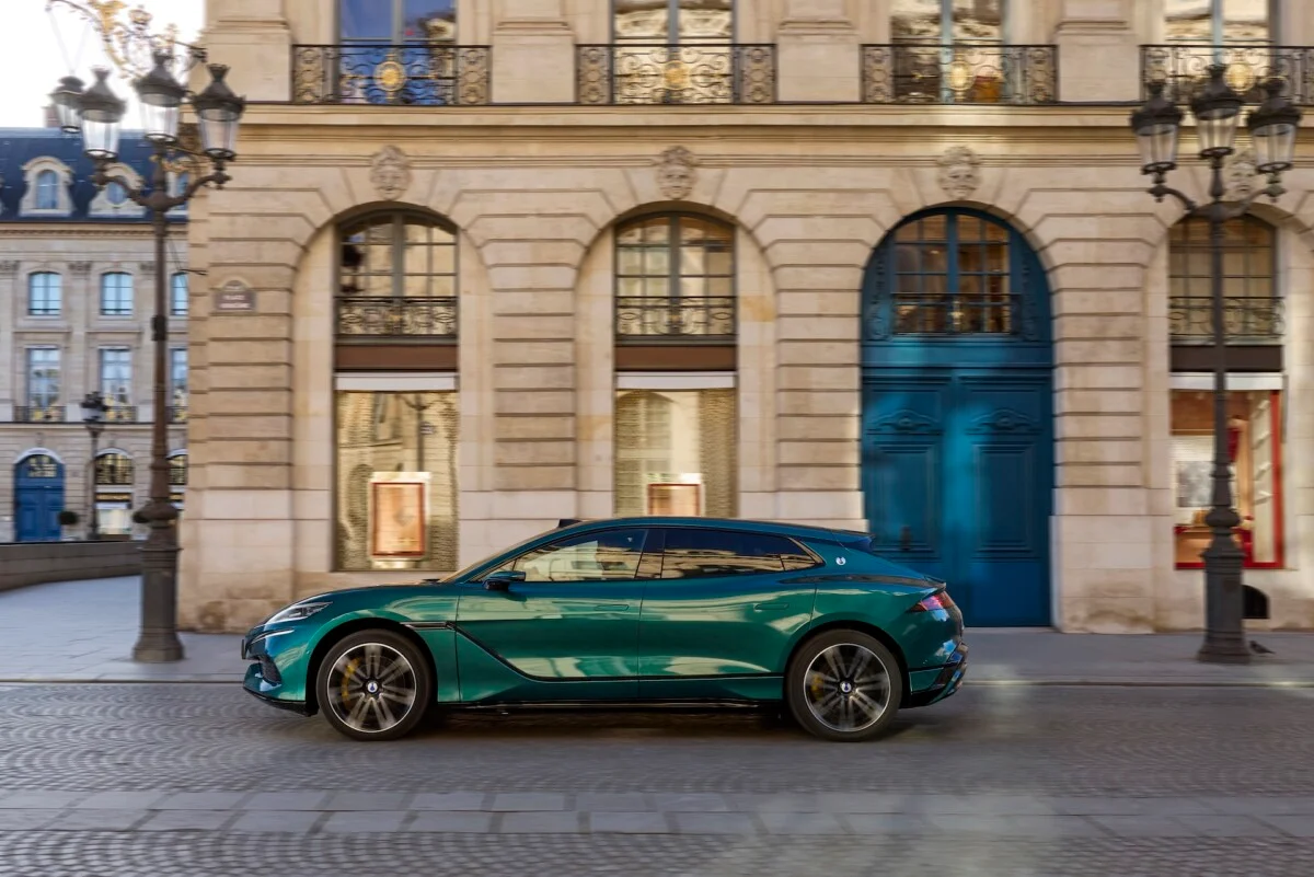 BYD Promet Recharge Électrique Rapide: 5 Minutes à Paris - technologie news from Autoplus