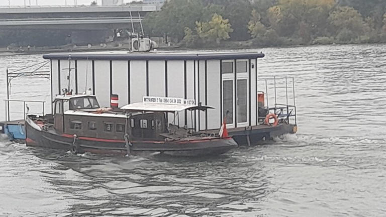 MS Ana - ältestes Schifferl auf der Donau versenkt
