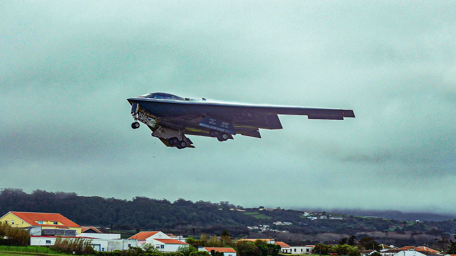 6 military aircraft that were produced in lower numbers