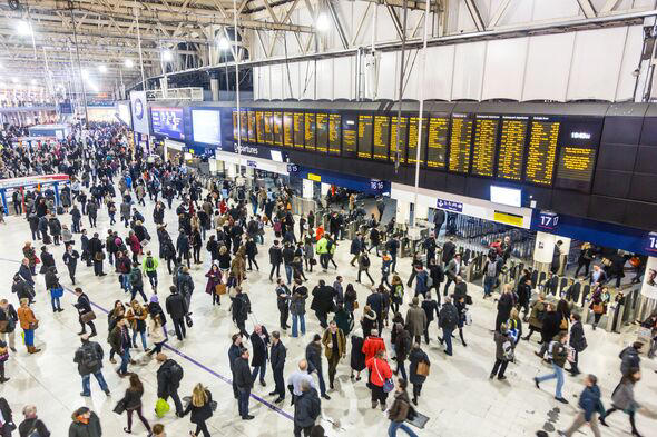 London Waterloo updates: Commuters face rush hour chaos as lines closed ...