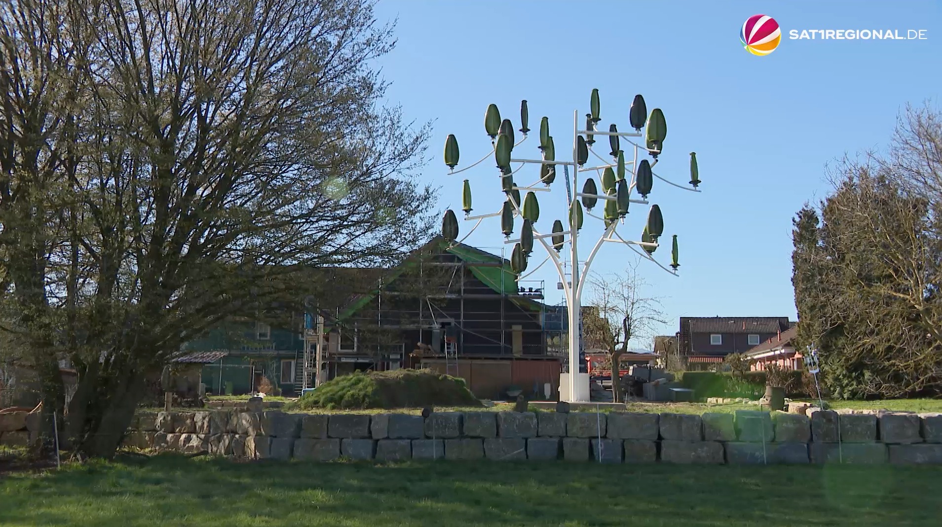 Windbaum im Garten liefert innovative Energie in Thüdinghausen
