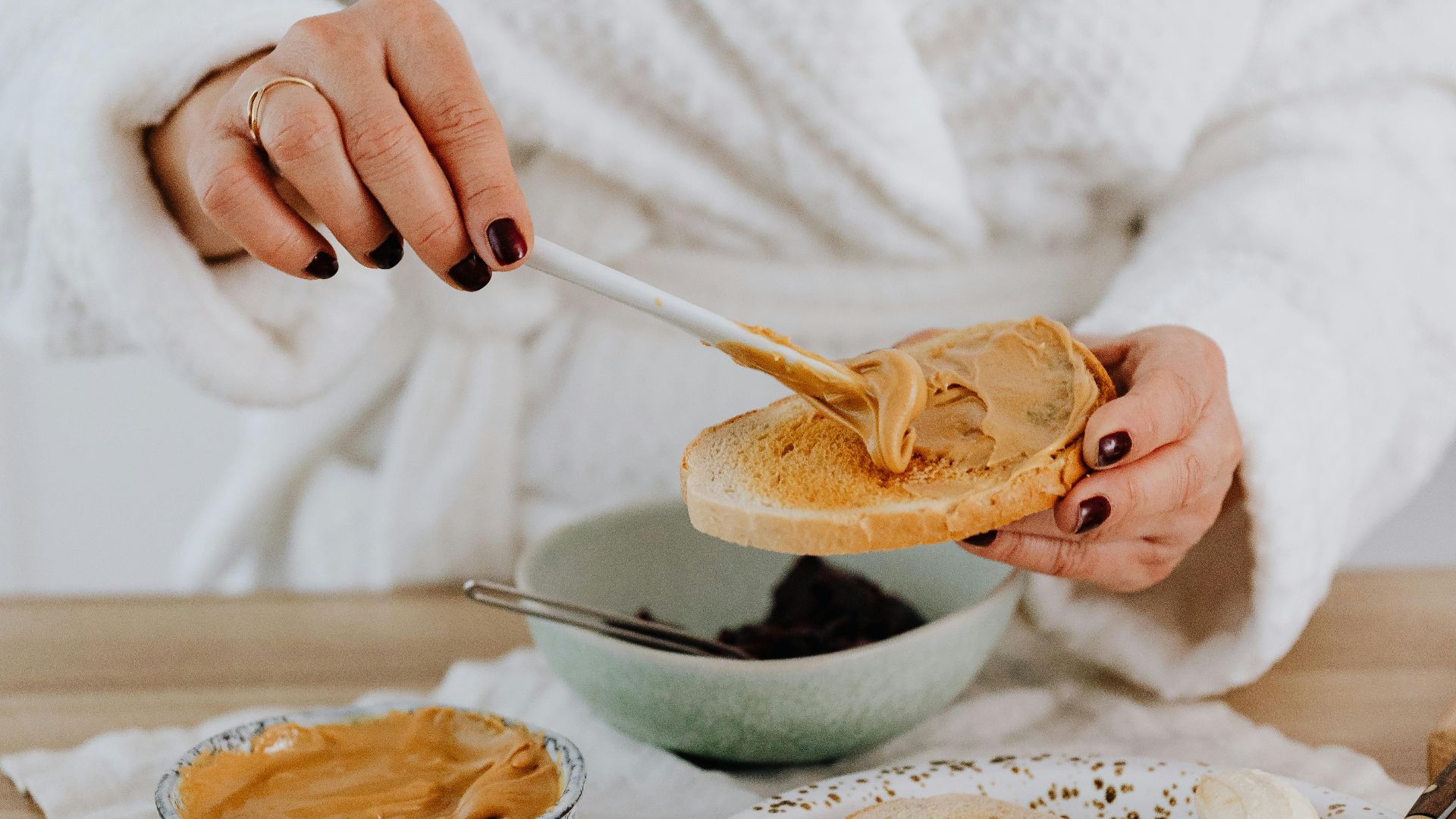 20 high-protein breakfast add-ons that keep you full longer