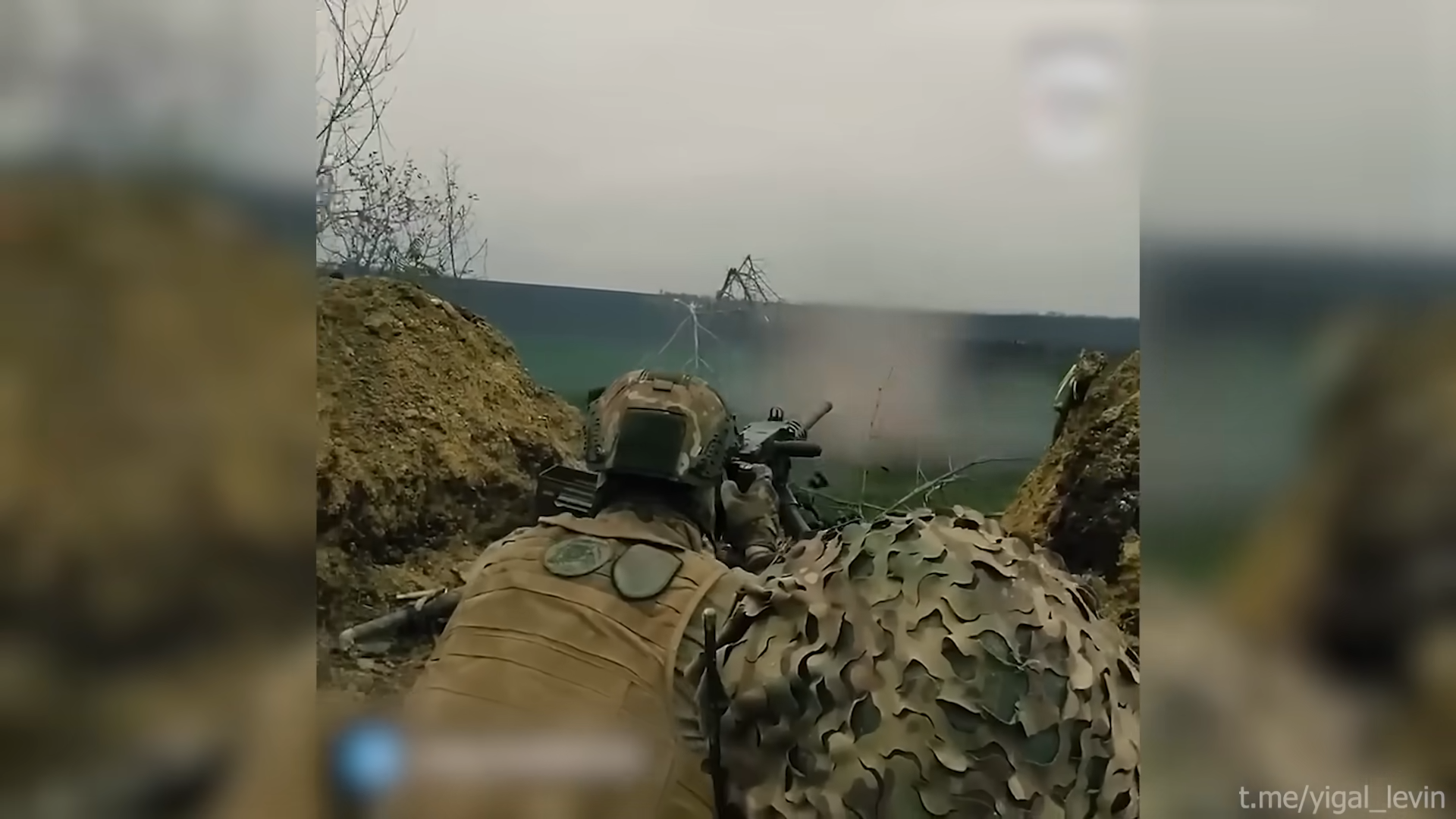 Watch Ukrainian soldier use 90-year-old gun - camera footage