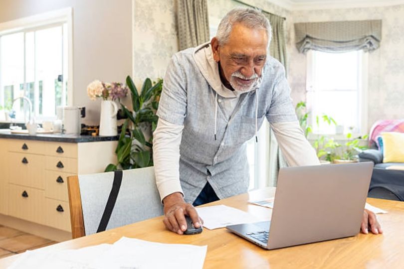 Older state pensioners handed extra £110 a week thanks to DWP age rule