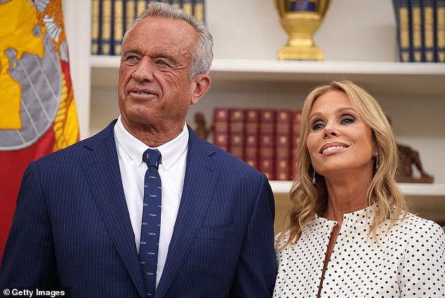 Report: RFK Jr.'s late wife handed over his diaries as insurance