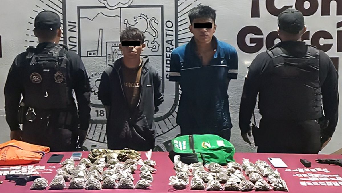 Caen dos hombres con armas y droga tras persecución en García, NL; uno ...