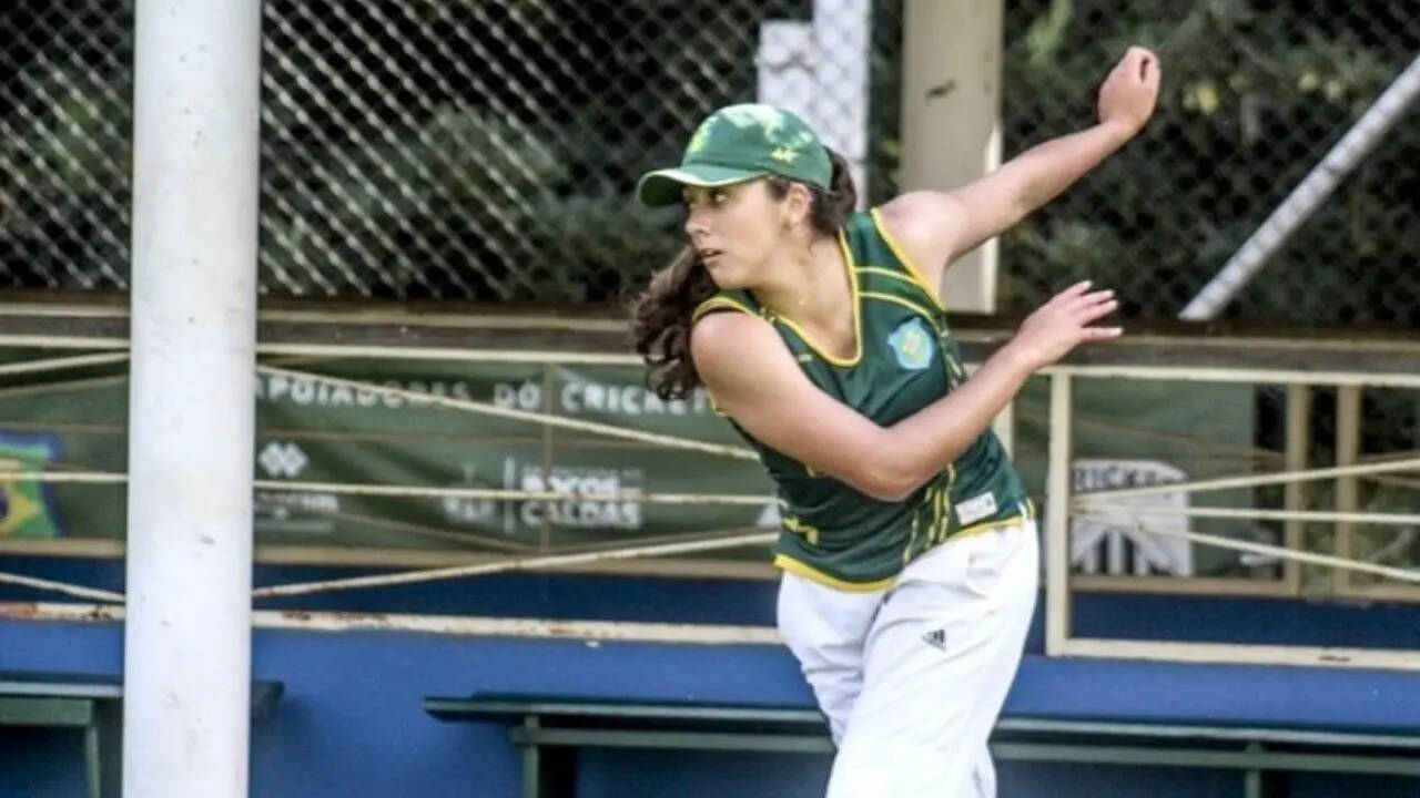world-record-brazil-s-laura-cardoso-scripts-t20i-history-becomes