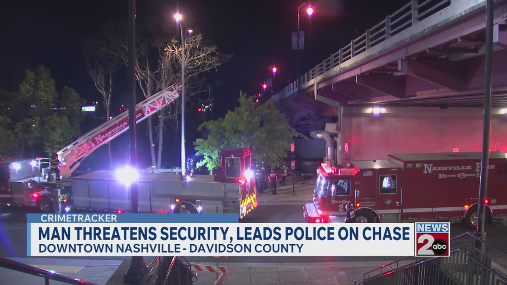 Man leads officer on foot chase in downtown Nashville