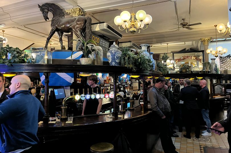 Guess the Glasgow pubs by just their interiors - the ultimate quiz for ...