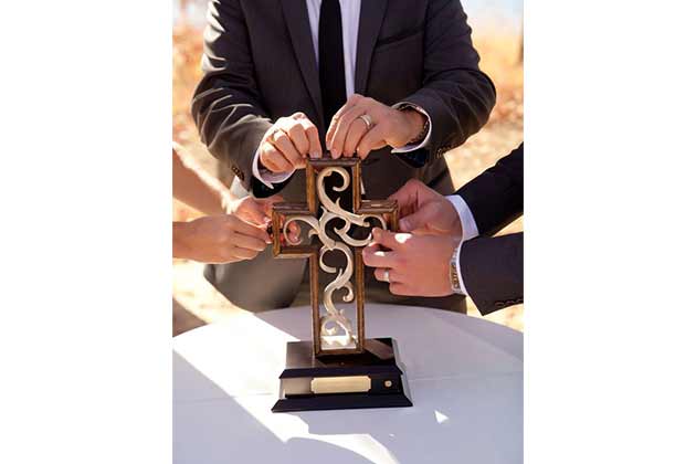 20 meaningful ceremony rituals couples use to symbolize unity