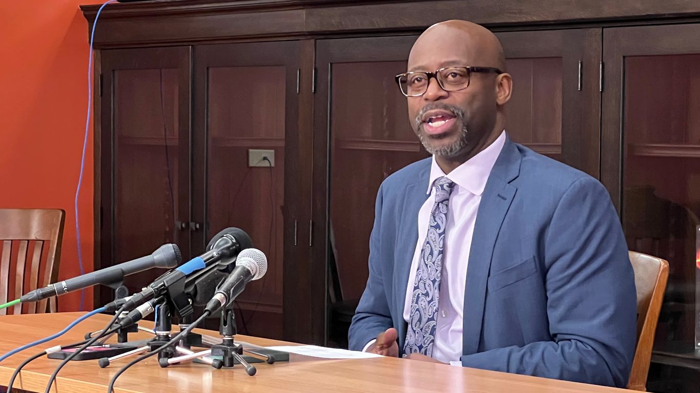 Minneapolis council votes to reject public safety chief