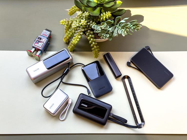 Tight schedule? These battery packs keep your phone, tablet, and laptop ...