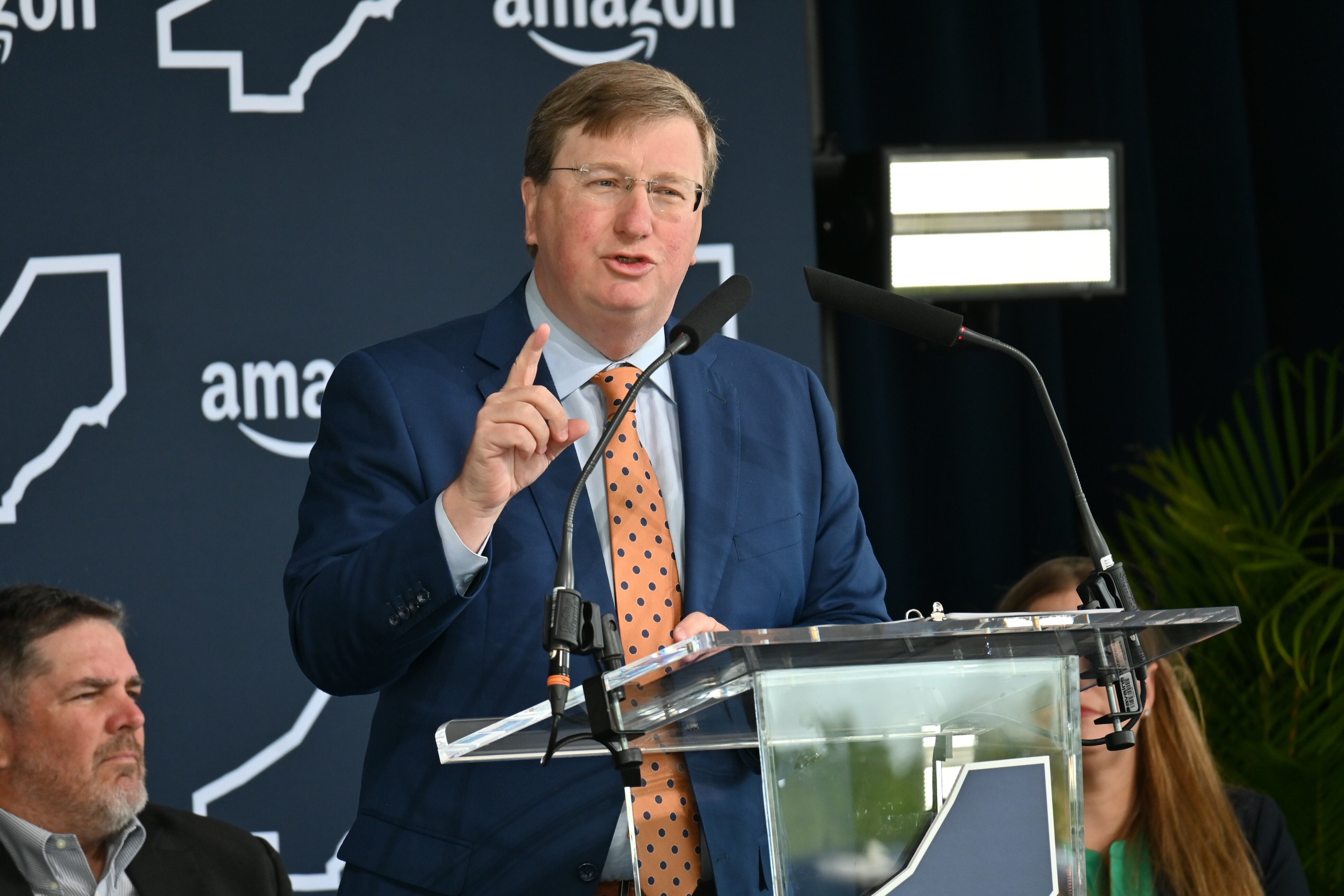 ‘2,000 new jobs right here in Mississippi’: Gov. Reeves $12B more in ...