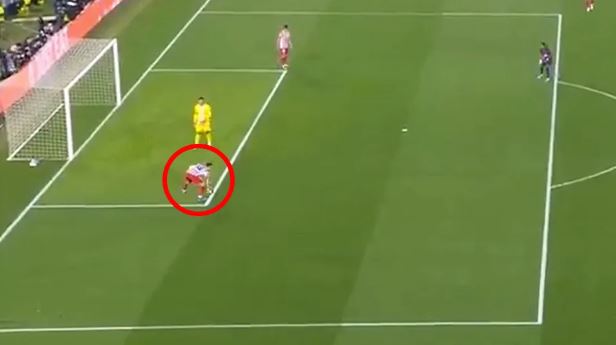 Barca khiếu nại lên UEFA, yêu cầu điều tra trọng tài ở trận thua Atletico Madrid