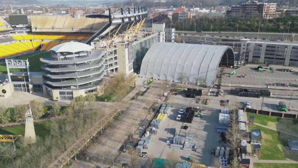 How much do hotel rooms cost for the NFL draft in Pittsburgh?