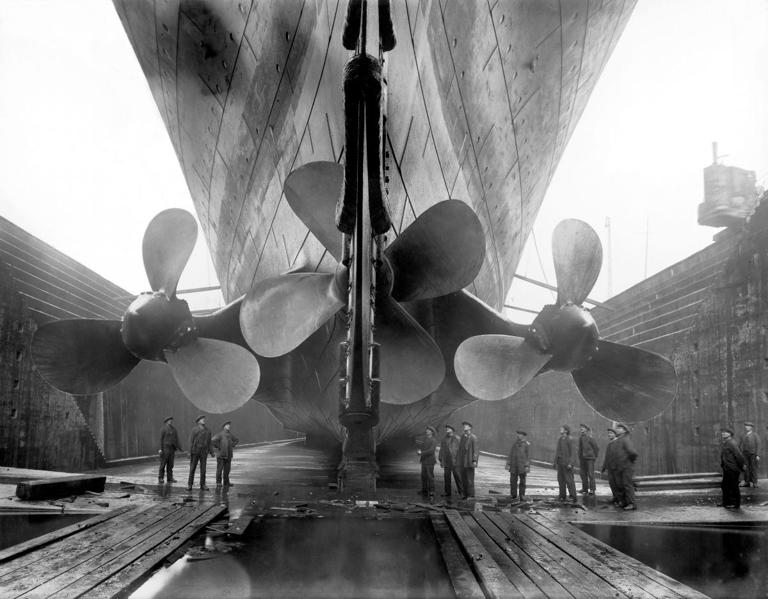 These rare photos reveal what the inside of the Titanic really looked like