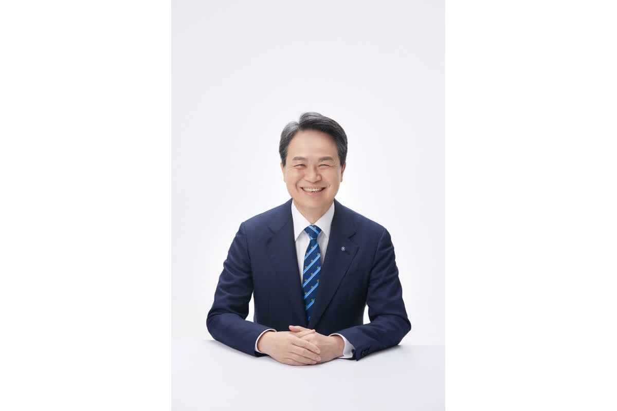 진옥동 신한지주 회장 