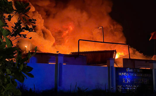 Hiện trường vụ cháy. Ảnh: Thái Hà