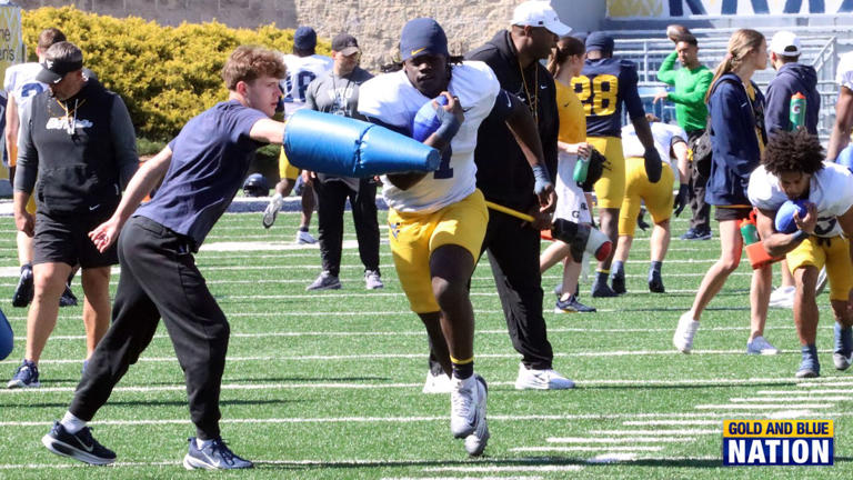 Gallery: 1st look at WVU football spring practice