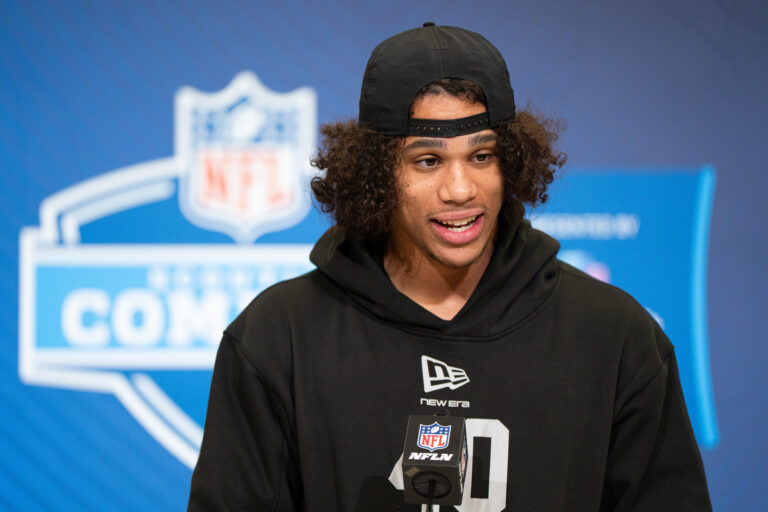 Oft-injured NFL draft prospect schedules individual workout for teams