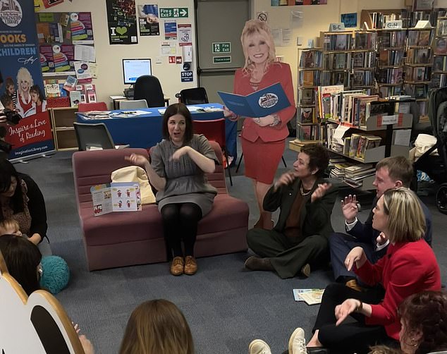 Jenny Gilruth hits a bum note with Dolly Parton photo at library put ...