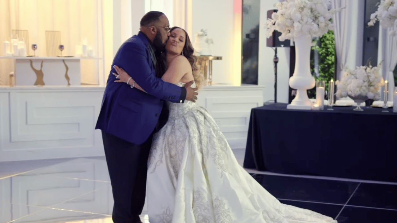 Marvin Sapp, wife deny church funded lavish wedding