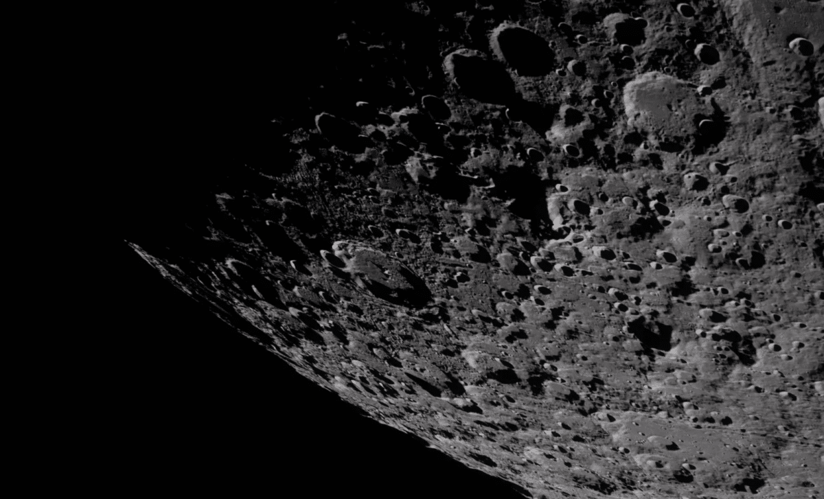 Artemis II astronauts witness meteorites hitting the Moon in real time ...