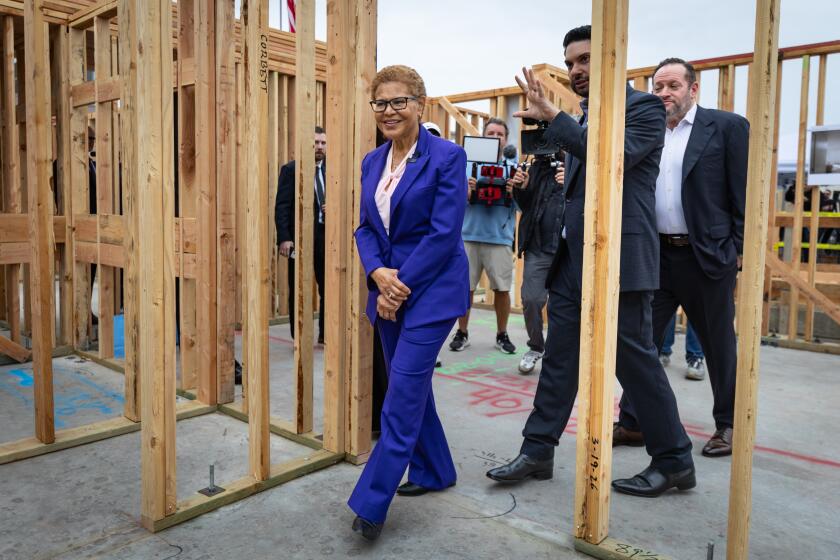 Letters to the editor: LA needs to get over its low-rise mentality and ...