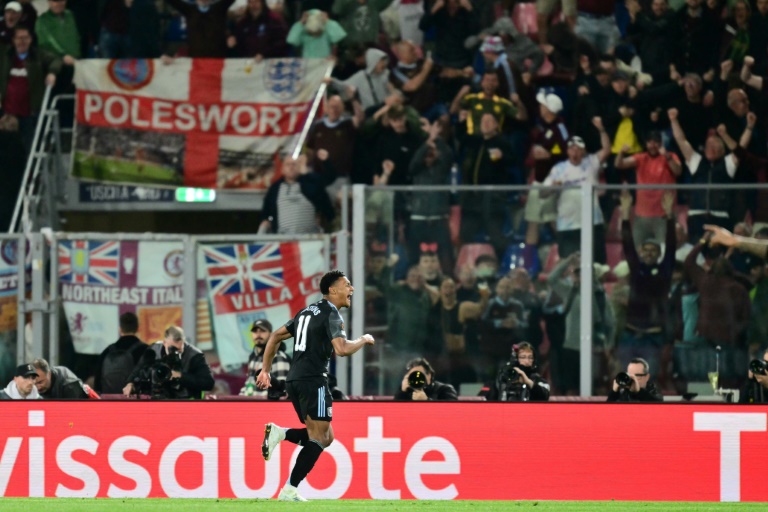 Aston Villa on verge of Europa League semis after beating Bologna<br>