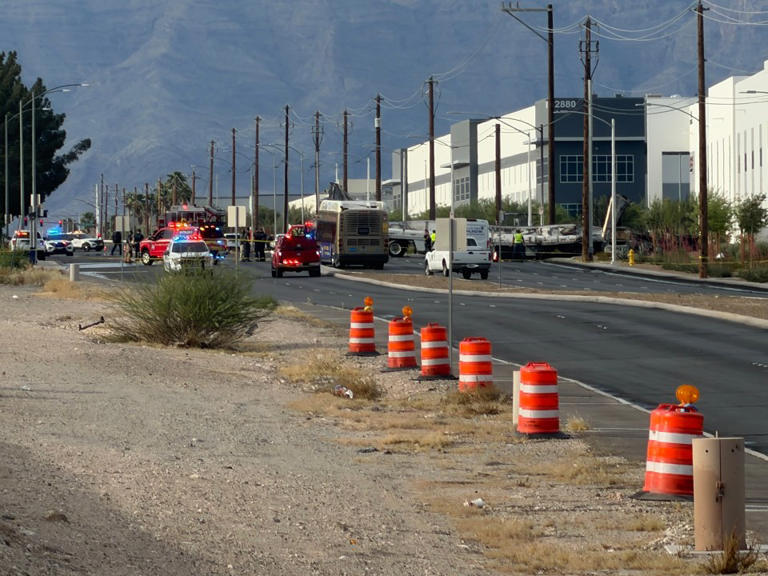 2 dead in fiery North Las Vegas semi-truck crash: police