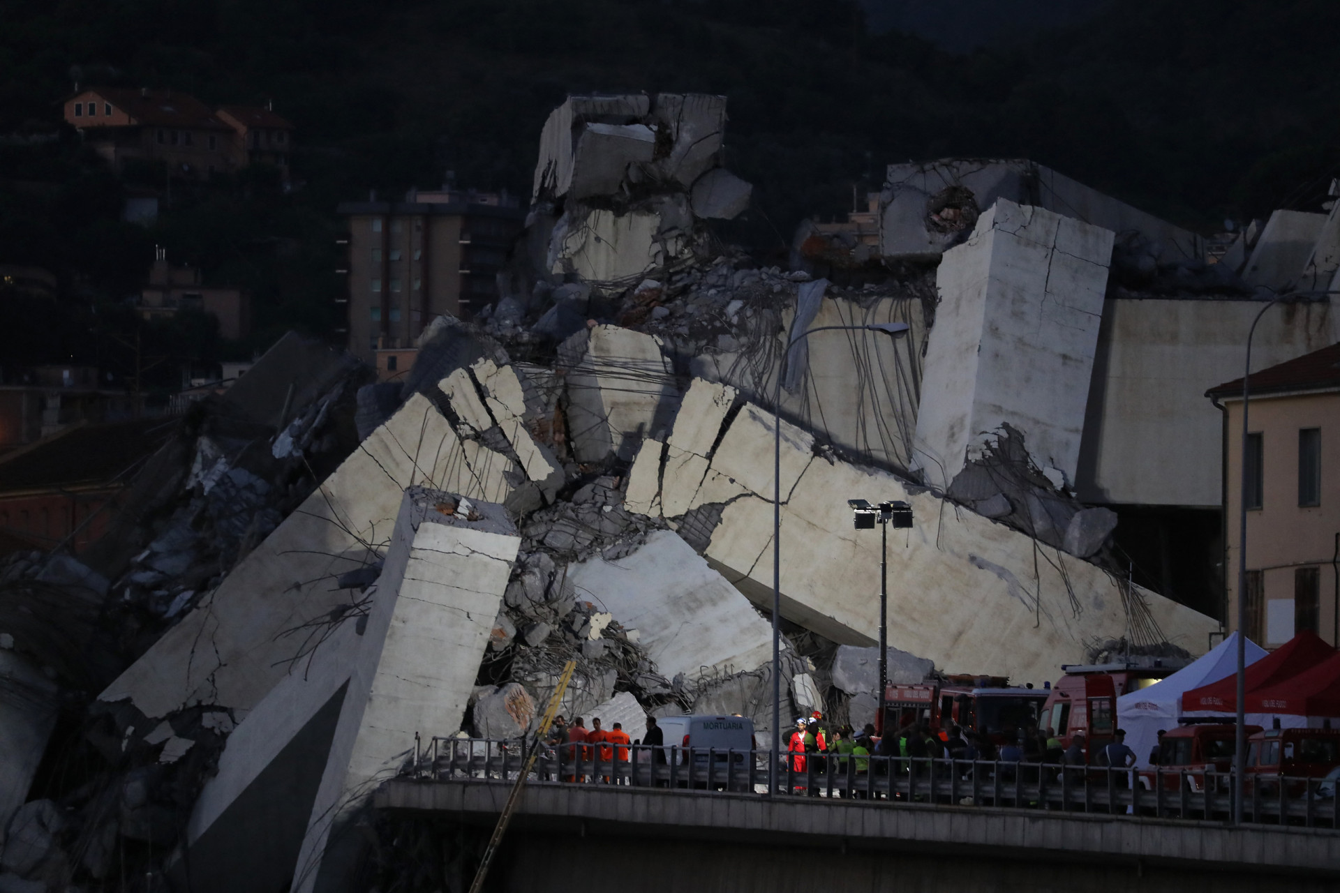 Devastating bridge disasters around the world