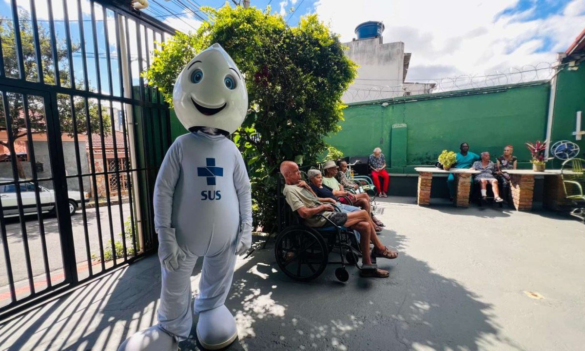 Em alerta, Minas realiza Dia D de vacinação contra gripe no sábado (11/4)