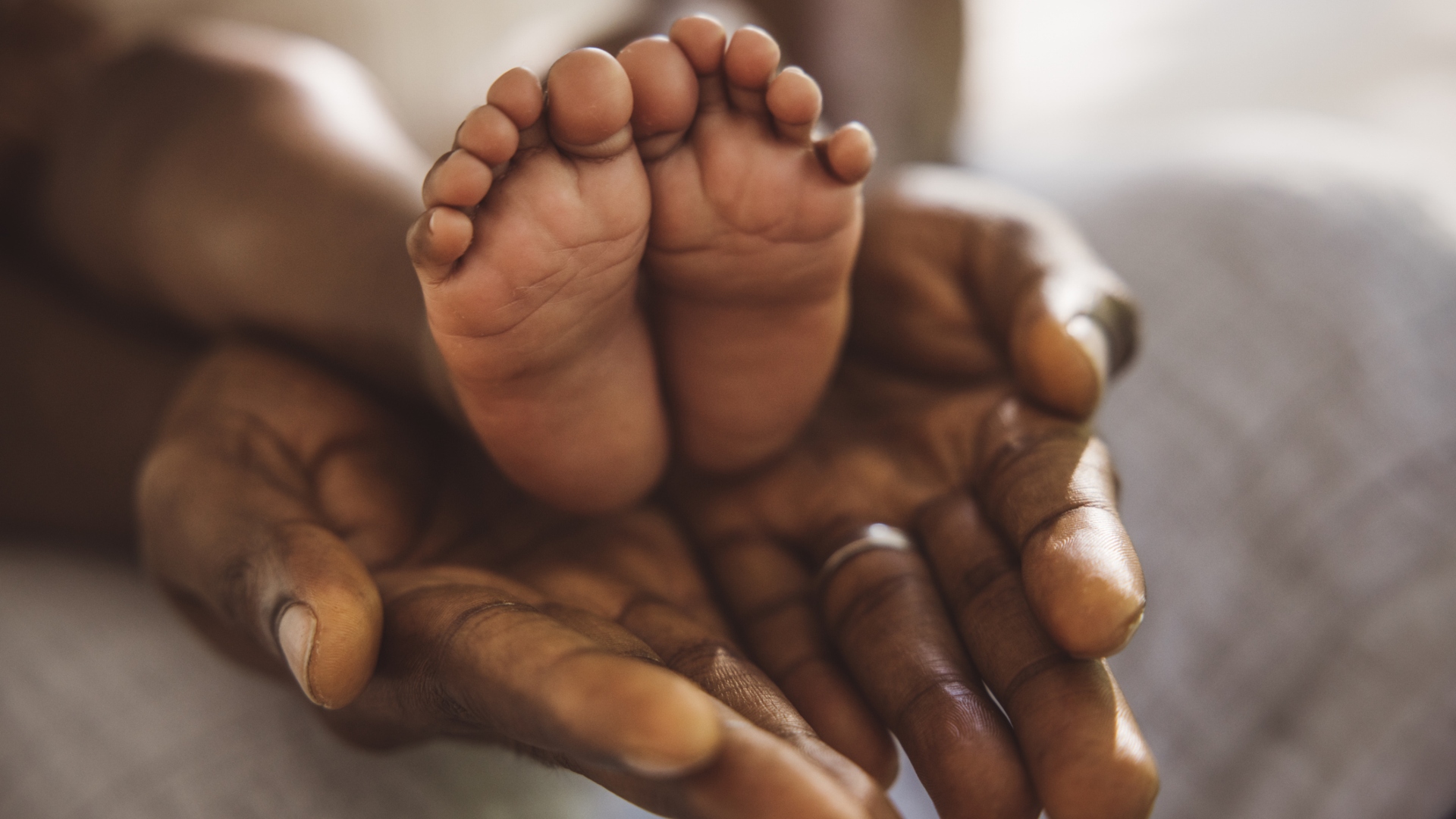 Houston Mom Holding Newborn Is Shot in 3 A.M. Drive-By Less than a Week ...