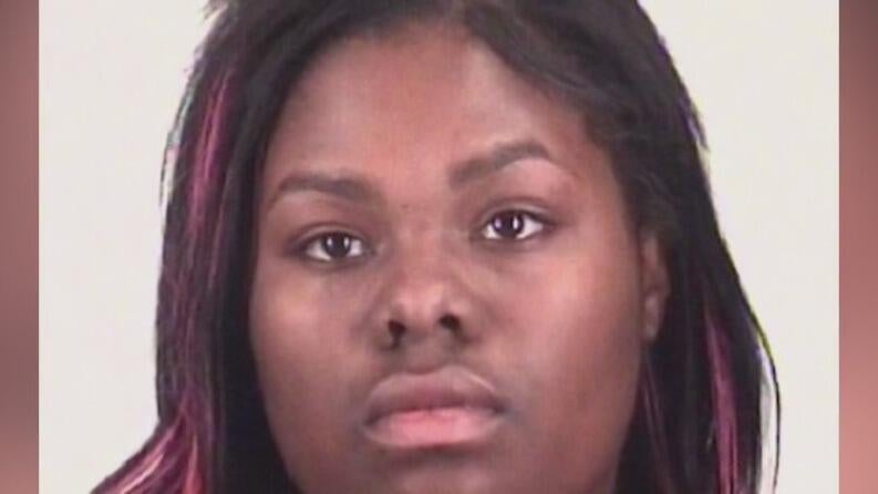 Woman arrested after shooting three, including her boyfriend, in Fort Worth