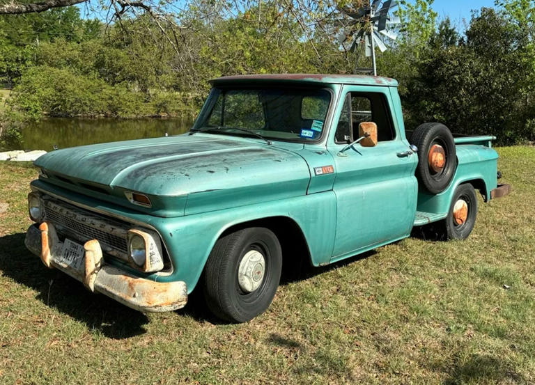 This ’65 C10 is hiding a split personality