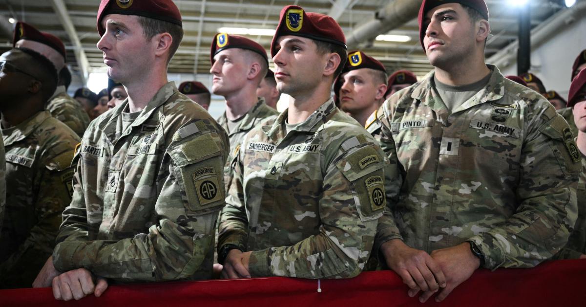 Proposal would automatically register men 18-26 for the military draft ...