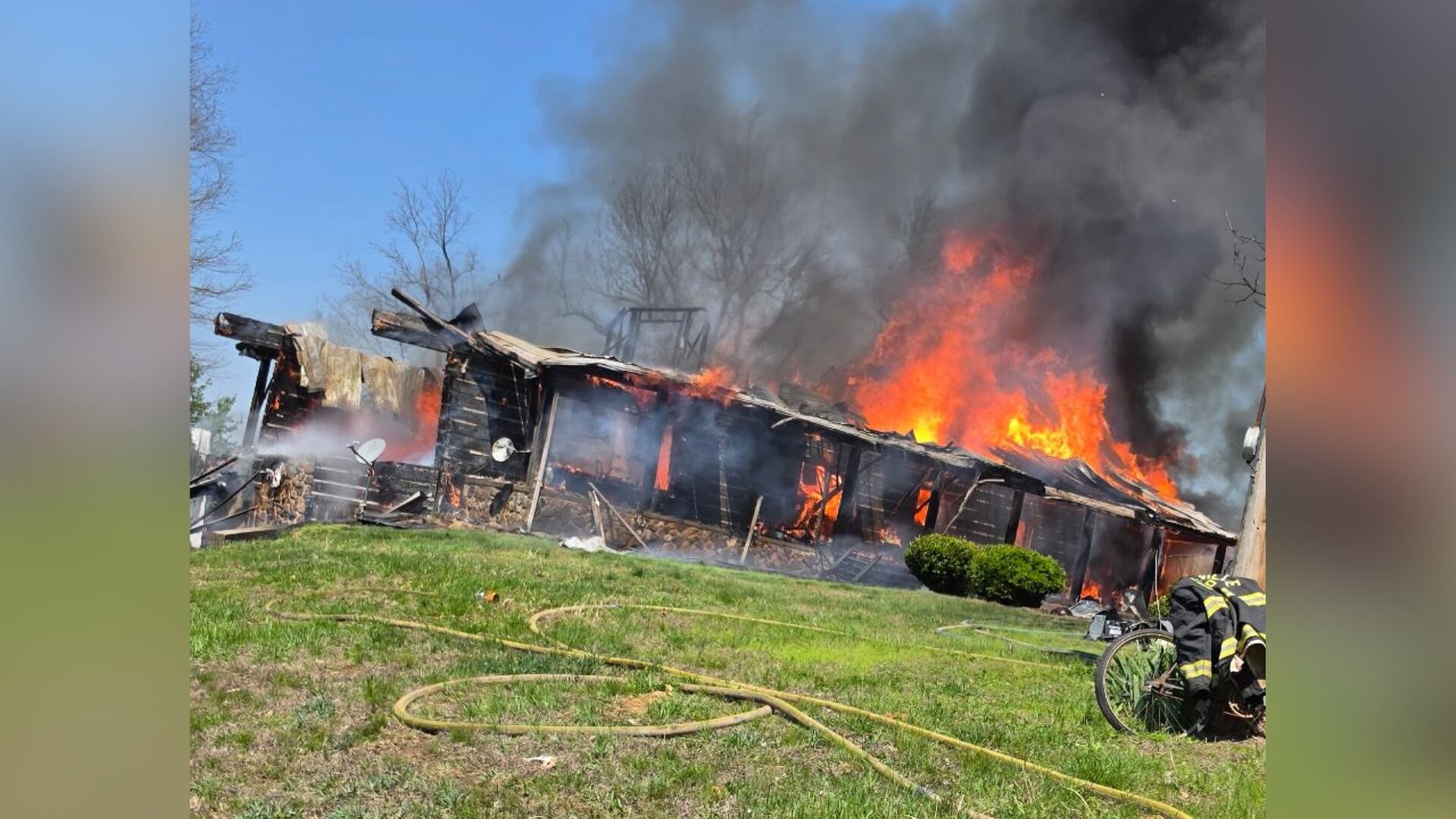 Numerous fire agencies respond to large structure fire in Daviess Co.